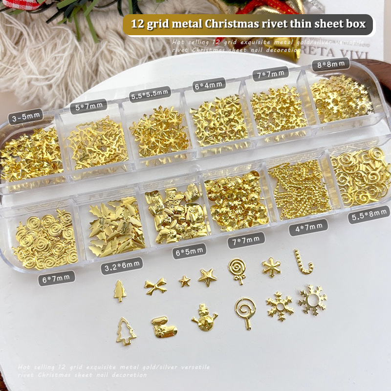 Nail Art Xmas Tree - 12グリッドクリスマスメタルスライス、クリスマスツリー、雪の結晶、ロリポップ、歯車、星、ゴールド、シルバー、ネイルアートスパンコールデコレーション、マニキュアチャーム